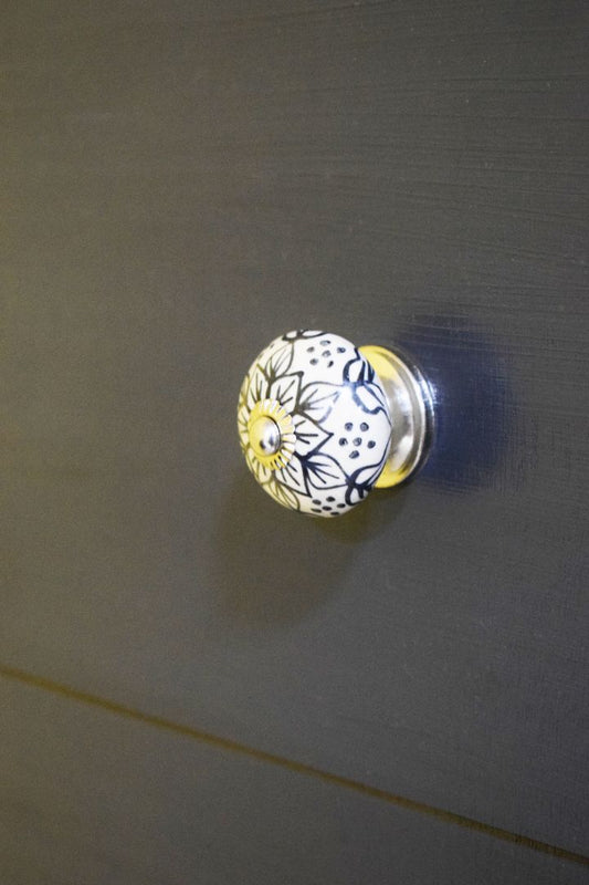 Hand Painted Black Designed Ceramic Knob / Drawer Pulls2