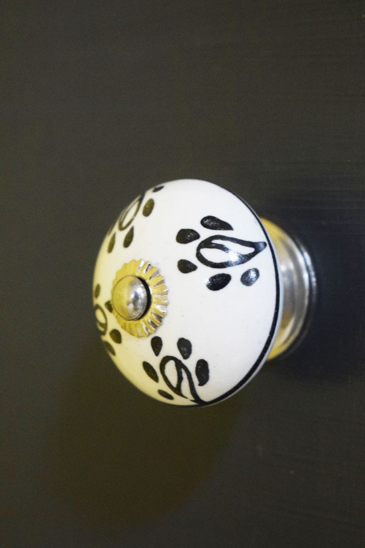 Hand Painted White with Black Designed Ceramic Knob / Drawer Pulls