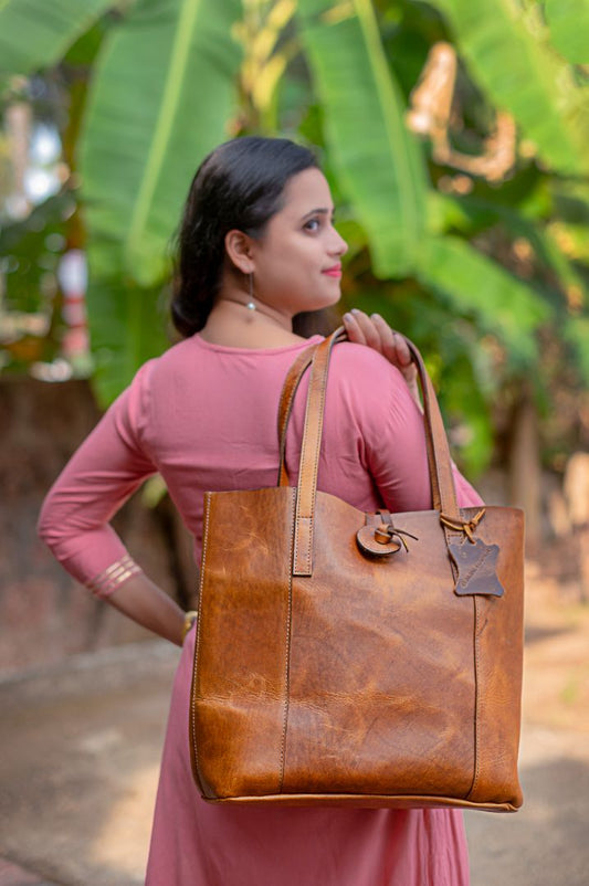 Handcrafted Premium Leather Tote - Camel1
